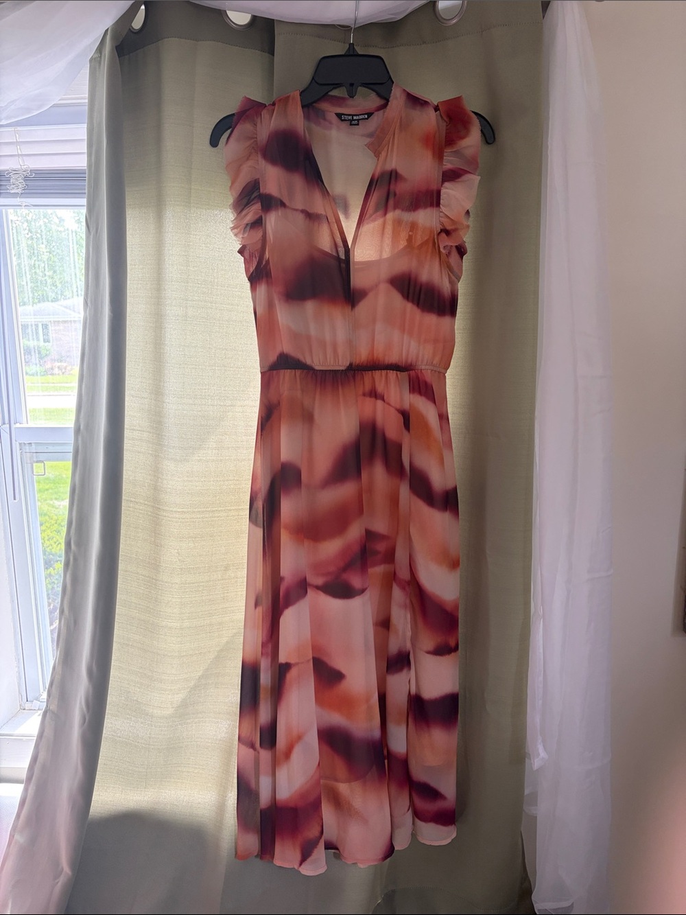 Steve Madden Pink and Burgundy Watercolor Ruffle-Sleeve Midi Dress